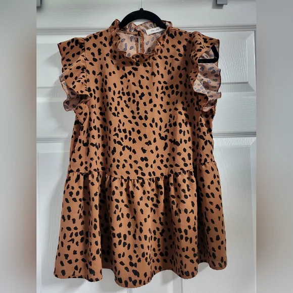 Cellabie Womens Leopard Print Ruffle Sleeve Ruffle Sleeve Top Size M - Picture 1 of 8